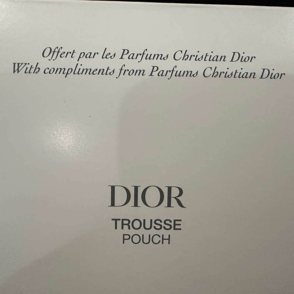 Dior Soft Pink Pouch - Picture 3 of 5